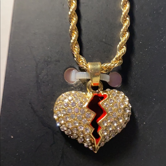 Iced out broken heart hip hop pendant on 24 inch gold plated rope chain - Picture 2 of 9